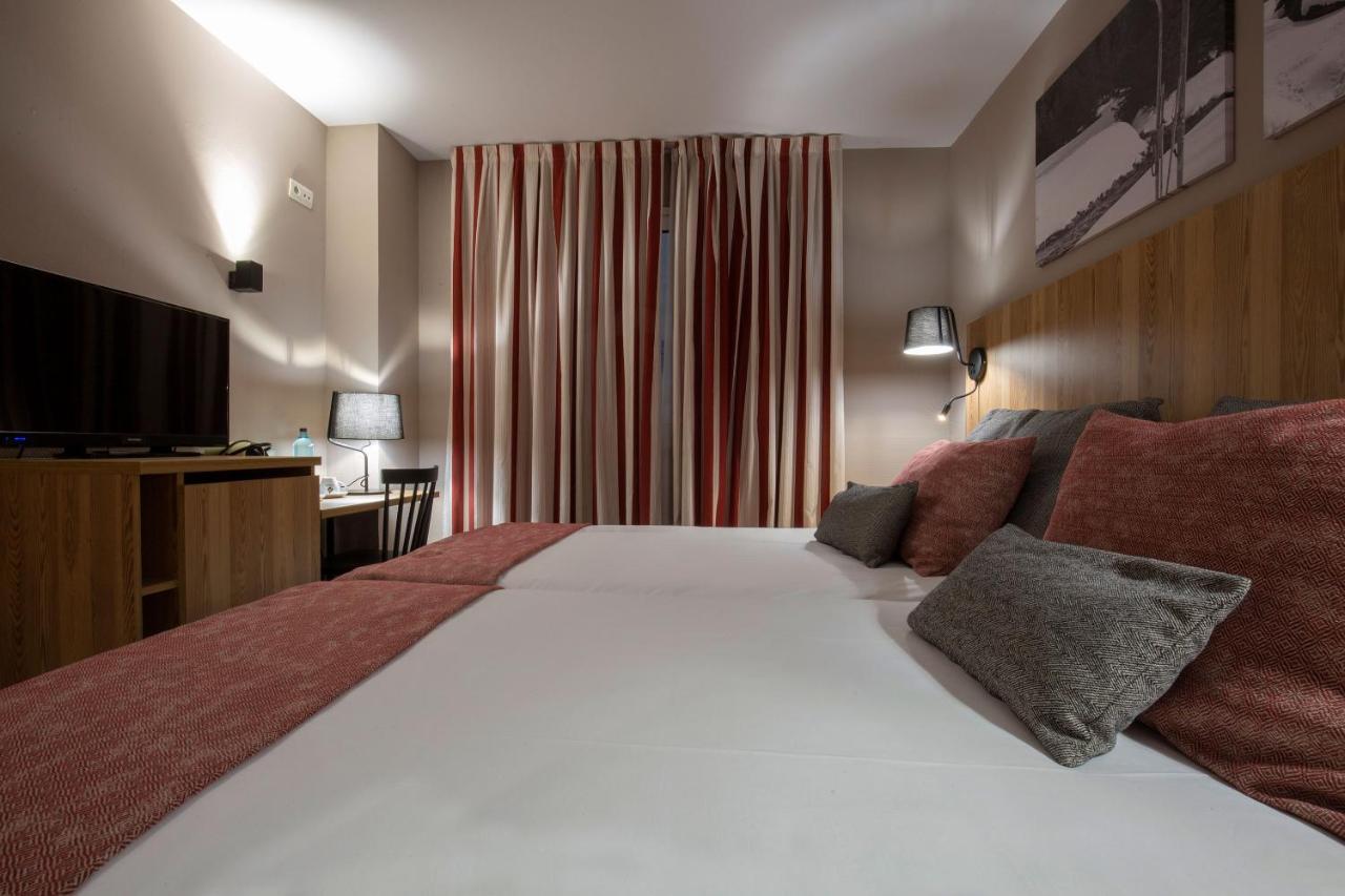 Hotel Grand Pas Пас-де-ла-Каса Экстерьер фото